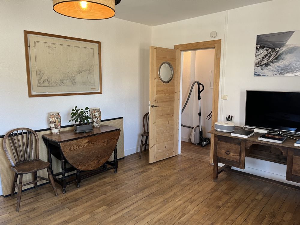 Duplex  2 pas du bourg
